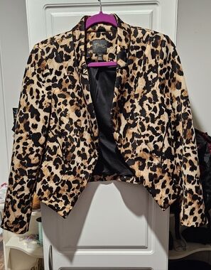Thalia Sodi Leopard Print Cropped Blazer in Black and Brown